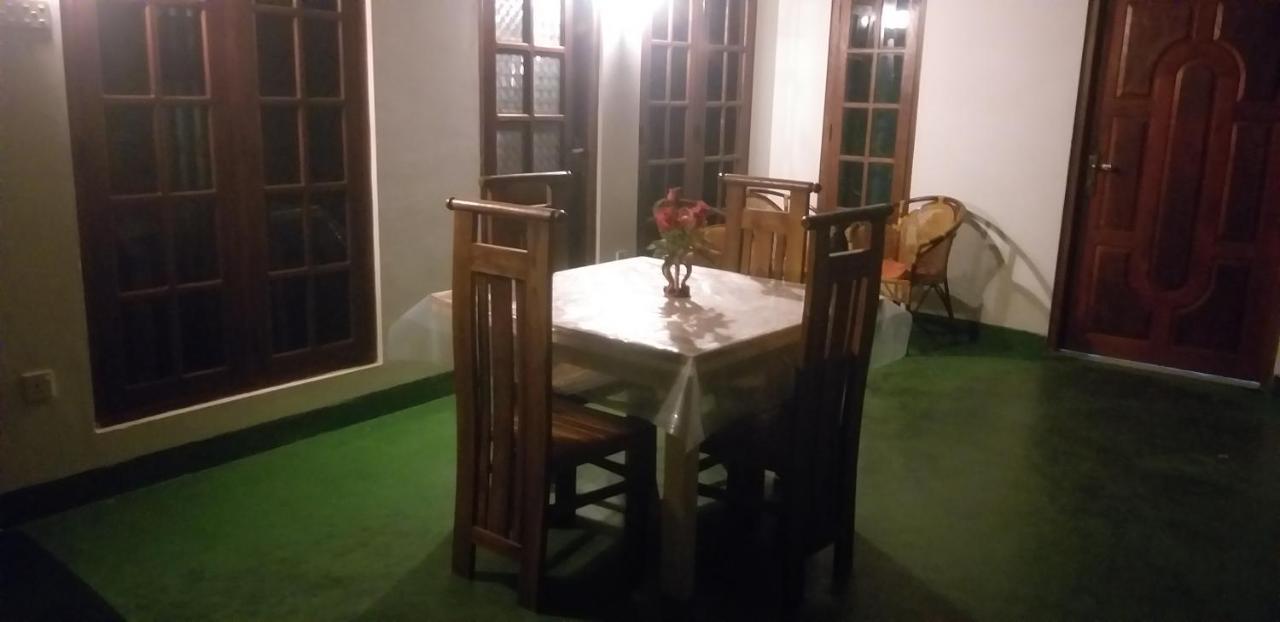 Mature Home 埃拉 外观 照片